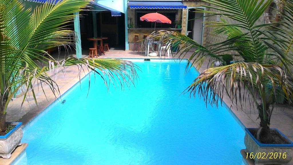 Suites Casa Verde Арраял-ду-Кабу Экстерьер фото